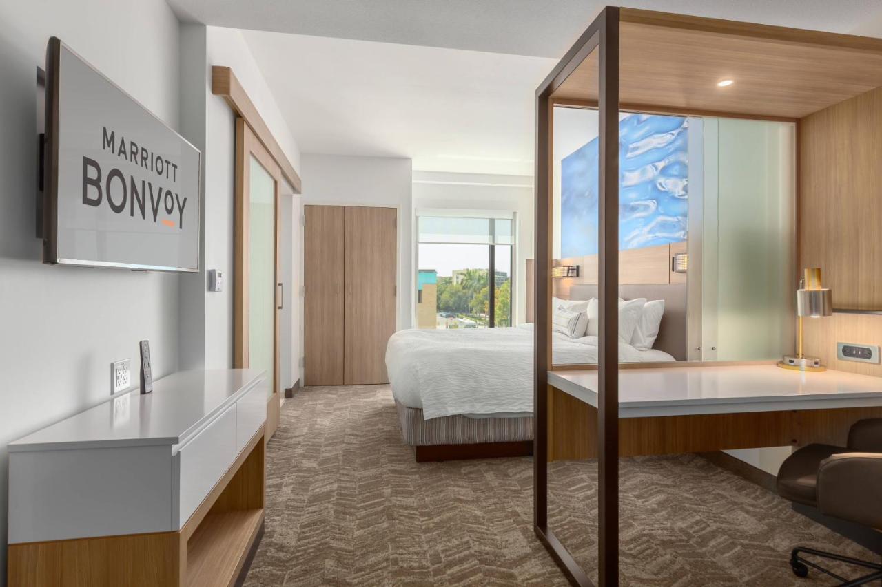 Springhill Suites By Marriott Bradenton Downtown/Riverfront Exterior photo
